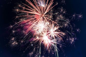 Za's Lakefront, 77th Annual 4th of July Fireworks Show & Dinner