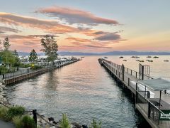 Za&#039;s Lakefront photo